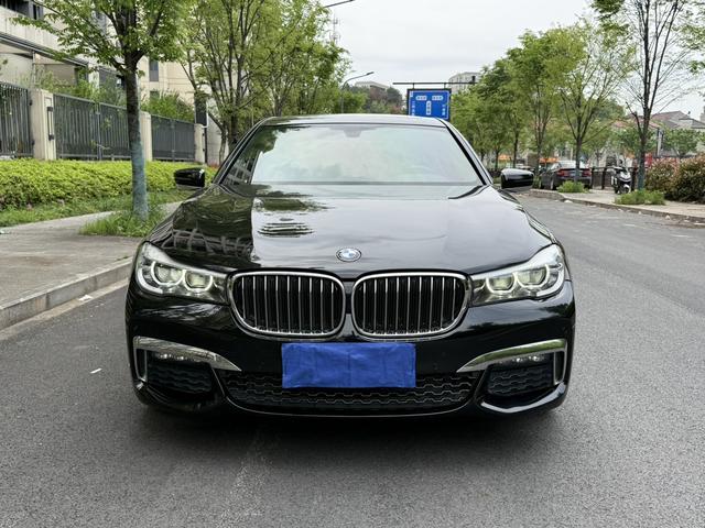 BMW 7 Series Модель 2018 года 730Li Leading M Sports Set – фото 2