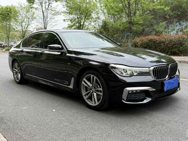 BMW 7 Series Модель 2018 года 730Li Leading M Sports Set – фото 3