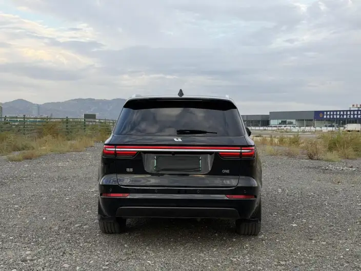 Li Auto ONE 2021 Model Extended Range 6 seat Edition – фото 5
