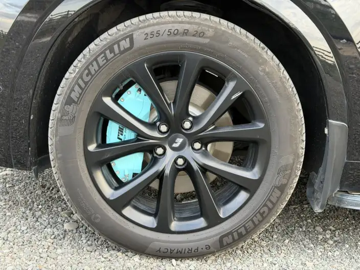 Li Auto ONE 2021 Model Extended Range 6 seat Edition – фото 7