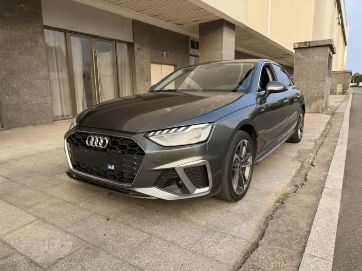 Audi A4 L 2022 Model 40 TFSI Fashion Dynamic Model – фото 1