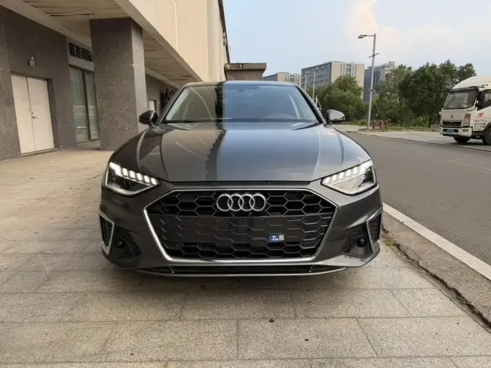 Audi A4 L 2022 Model 40 TFSI Fashion Dynamic Model – фото 2