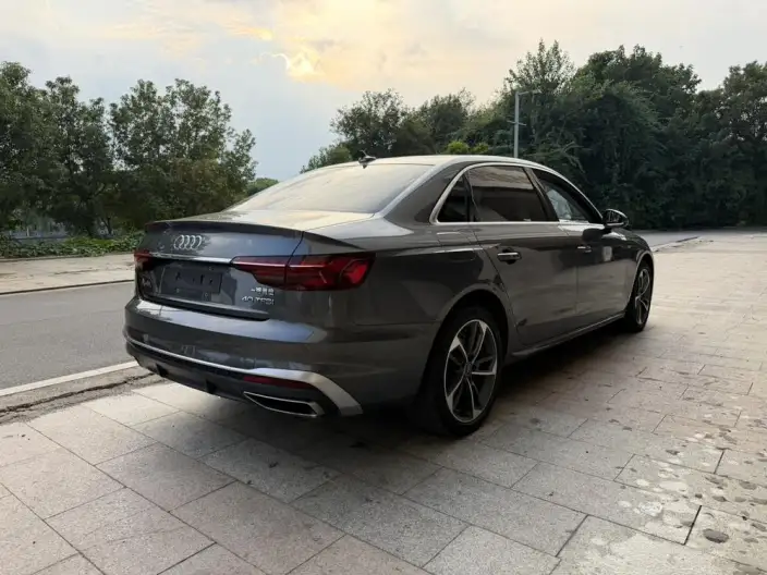 Audi A4 L 2022 Model 40 TFSI Fashion Dynamic Model – фото 7