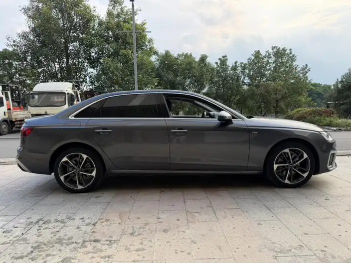 Audi A4 L 2022 Model 40 TFSI Fashion Dynamic Model – фото 8