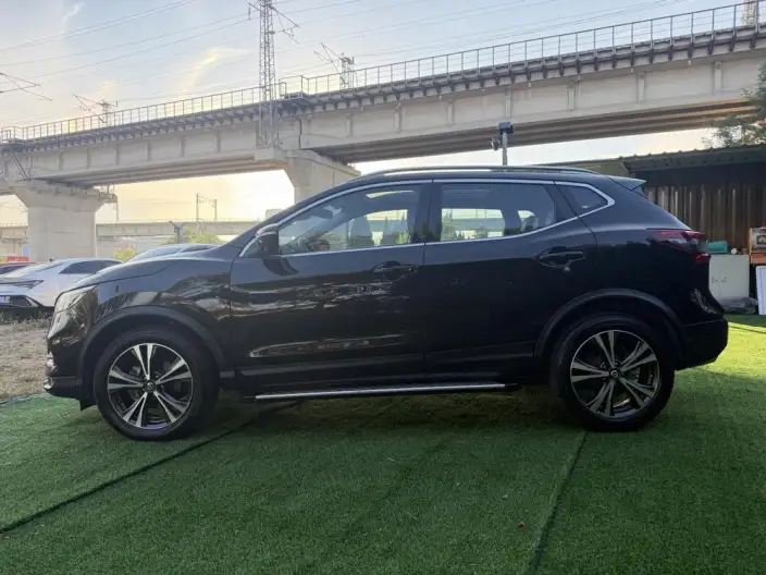 Nissan Qashqai 2022 Model 2.0L XV Prem. Deluxe Edition – фото 4