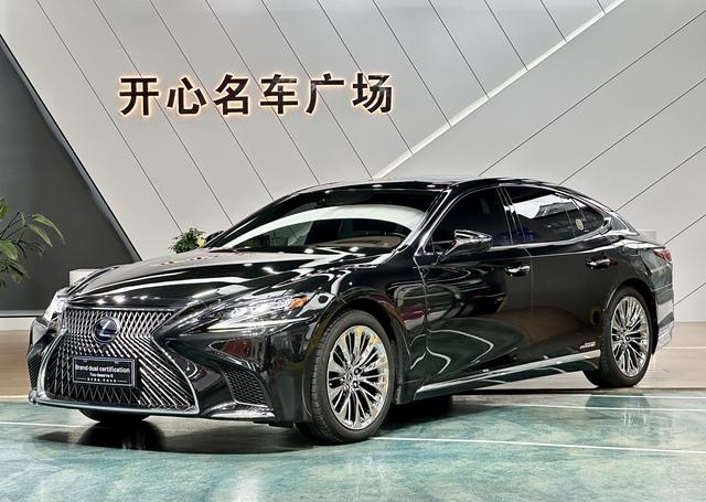 Lexus LS Модель 2018 года 500h Executive Edition Country VI