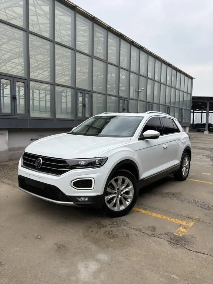 Volkswagen T-Roc 2020 Model 280TSI DSG 2WD Enterprising Model – фото 1