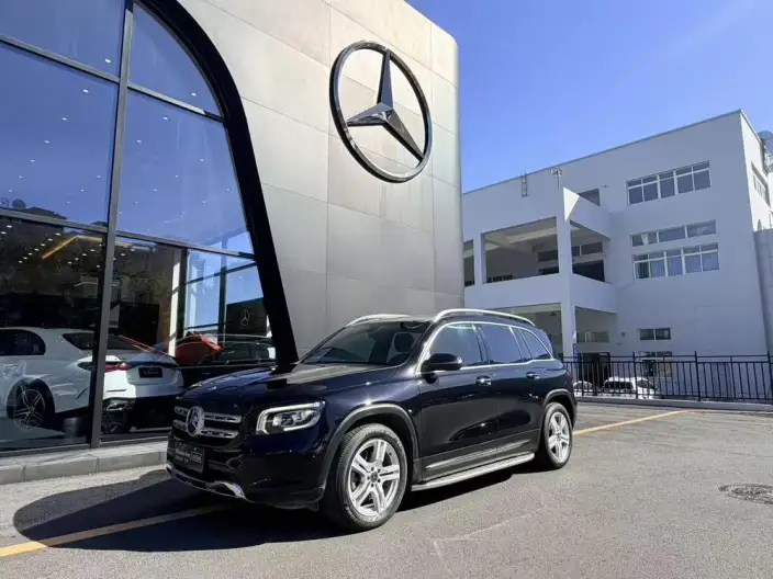 Mercedes-Benz GLB 2023 Model GLB 220 Dynamic Model – фото 1