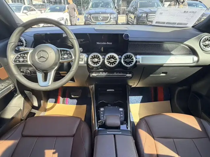 Mercedes-Benz GLB 2023 Model GLB 220 Dynamic Model – фото 8