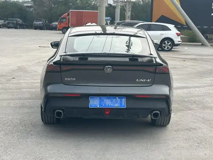 Changan UNI-V 2022 Model 1.5T Noble Model – фото 5