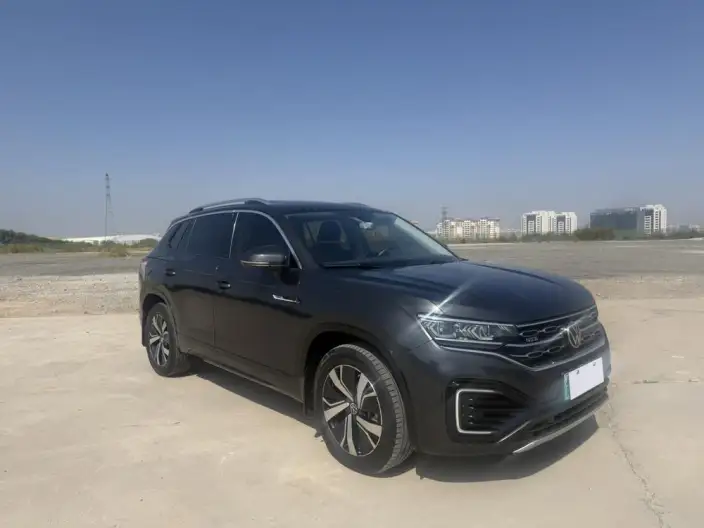 Volkswagen Tayron GTE 2022 Model Noble Model – фото 3