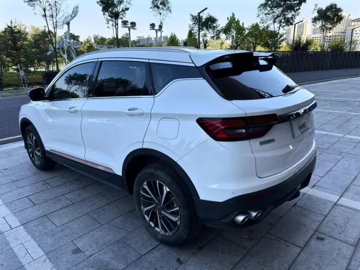 Geely Binyue 2023 Model 1.4T Manual Gold Edition – фото 5