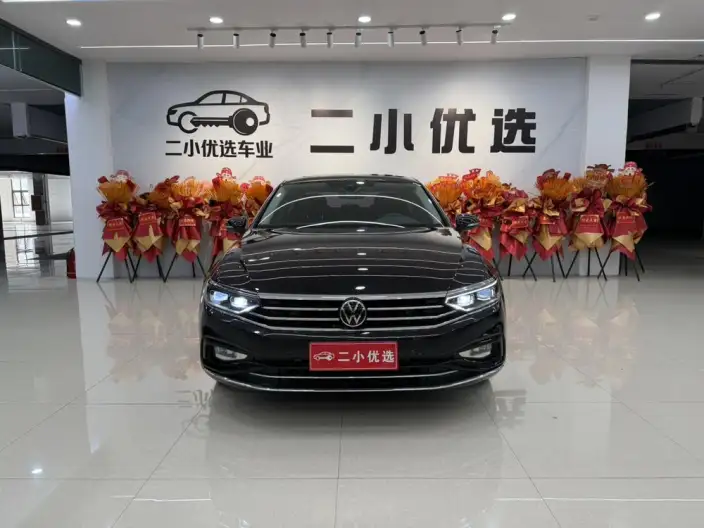 Volkswagen Magotan 2020 Model 380TSI DSG Luxury Model – фото 2