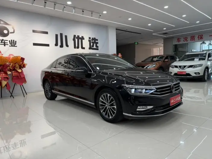 Volkswagen Magotan 2020 Model 380TSI DSG Luxury Model – фото 3