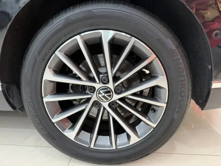 Volkswagen Magotan 2020 Model 380TSI DSG Luxury Model – фото 7