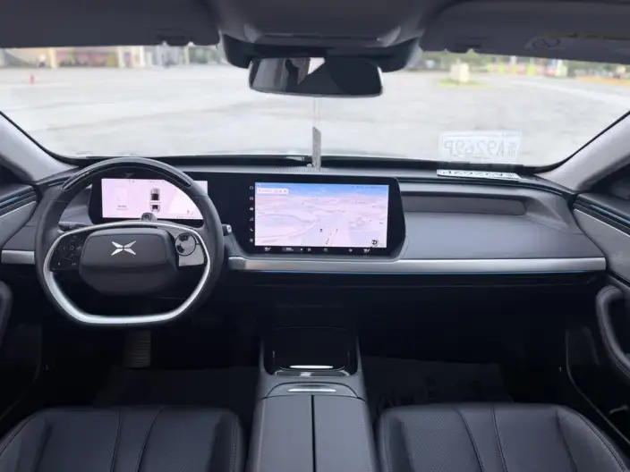 XPeng P7 2022 Model 480E – фото 7