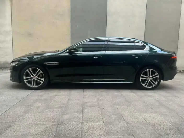 Jaguar XE L 2022 Model 2.0T 250PS R-DYNAMIC S Enterprising Sports Edition – фото 3