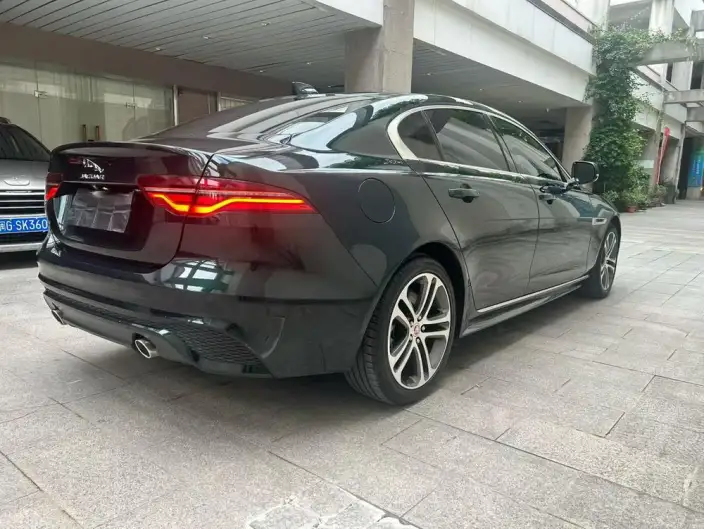 Jaguar XE L 2022 Model 2.0T 250PS R-DYNAMIC S Enterprising Sports Edition – фото 5