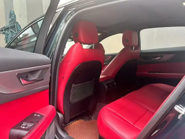 Jaguar XE L 2022 Model 2.0T 250PS R-DYNAMIC S Enterprising Sports Edition – фото 9