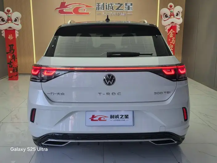 Volkswagen T-Roc 2023 Model 300TSI DSG Starlight Edition – фото 6