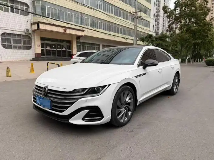 Volkswagen CC 2021 Model 380TSI Eye-catching version – фото 1