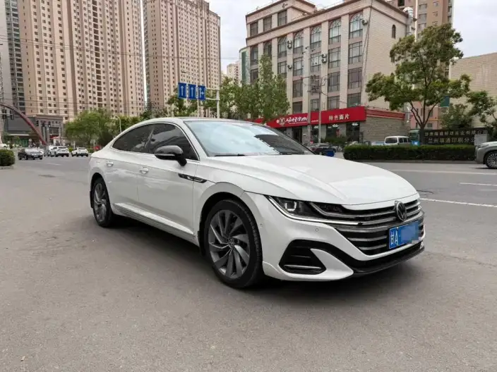 Volkswagen CC 2021 Model 380TSI Eye-catching version – фото 3