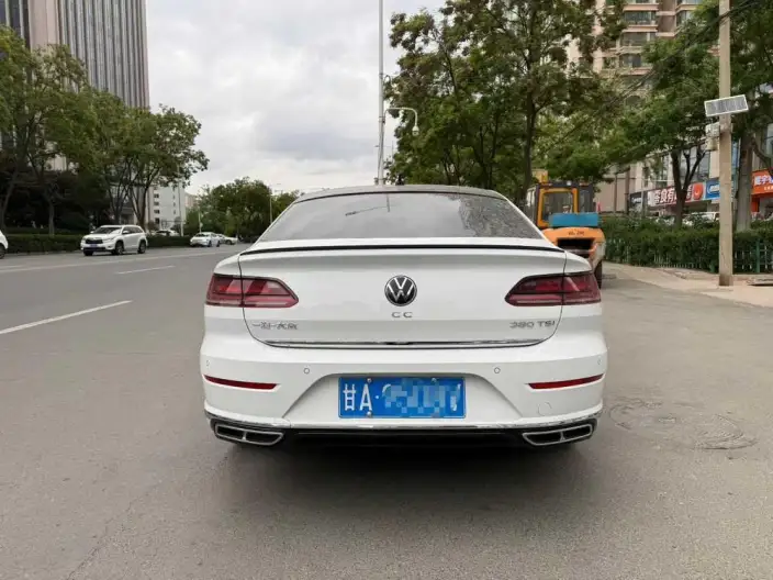 Volkswagen CC 2021 Model 380TSI Eye-catching version – фото 5