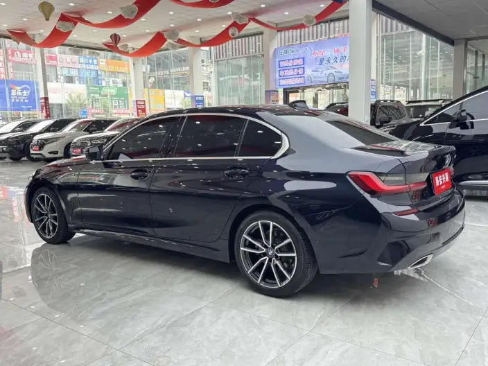 BMW 3 Series 2022 Model 320Li M Sports Set – фото 4
