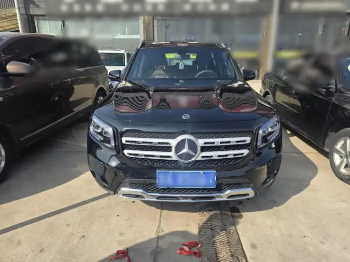Mercedes-Benz GLB 2023 Model GLB 220 Fashion Model – фото 2
