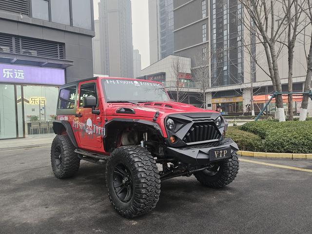 Jeep Wrangler 2011 модификация 3.8L Rubicon лян door Edition – фото 3
