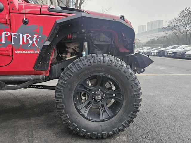Jeep Wrangler 2011 модификация 3.8L Rubicon лян door Edition – фото 8