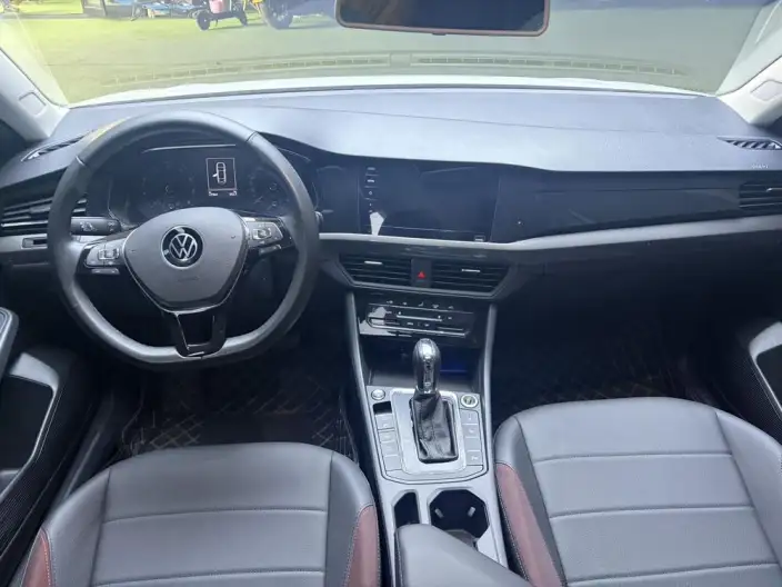 Volkswagen Bora 2021 Model 1.5L Automatic Elite Zhilian Edition – фото 8