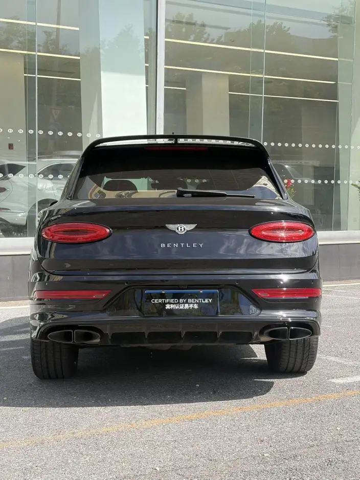 Bentayga 2022 Model 4.0T V8 S – фото 5