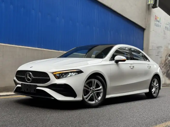 Mercedes-Benz A-class 2023 Model A 180 L Sports sedan – фото 1