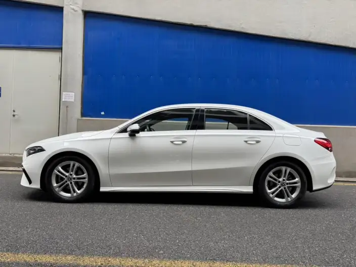 Mercedes-Benz A-class 2023 Model A 180 L Sports sedan – фото 3