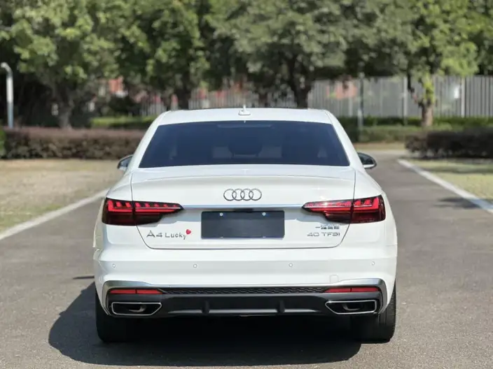 Audi A4 L 2022 Model 40 TFSI Fashion Dynamic Model – фото 4