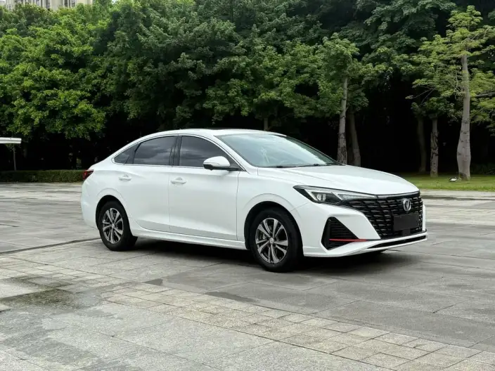 Changan Eado 2023 Model PLUS Changxiang Edition Blue whale NE 1.4T GDI DCT Noble Model – фото 3