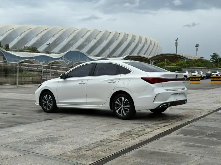 Changan Eado 2023 Model PLUS Changxiang Edition Blue whale NE 1.4T GDI DCT Noble Model – фото 4