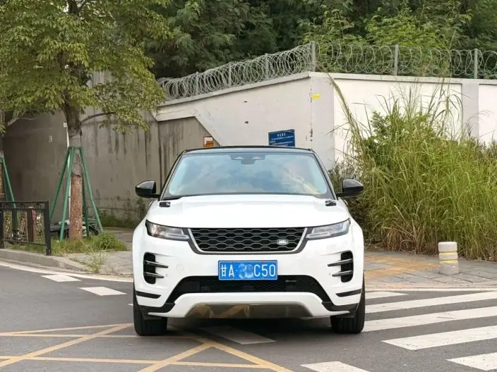 Range Rover Evoque 2023 Model Aurora L 249PS R-Dynamic Deluxe Edition – фото 2