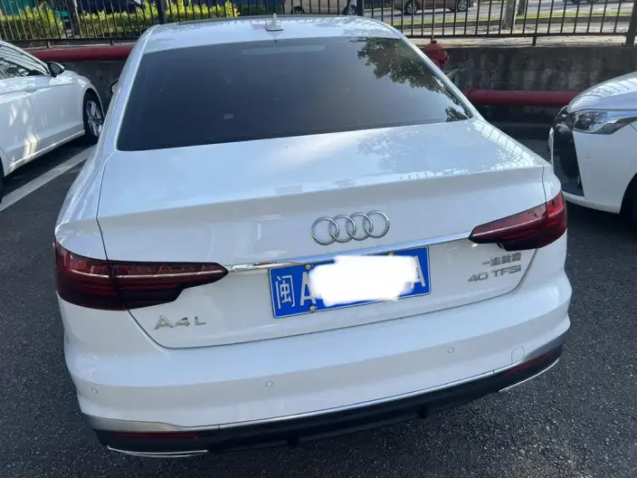 Audi A4 L 2020 Model 40 TFSI Fashion Dynamic Model – фото 4