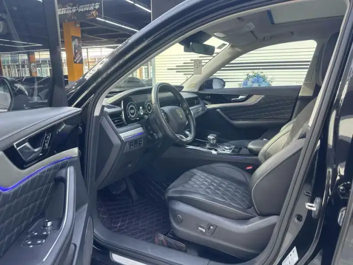 Hongqi HS5 2022 Model 2.0T Smart Flag Enjoy Edition – фото 8