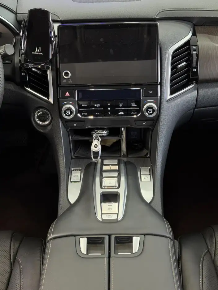 Honda Avancier 2020 Model 370 TURBO 9AT Exclusive Edition AWD – фото 3