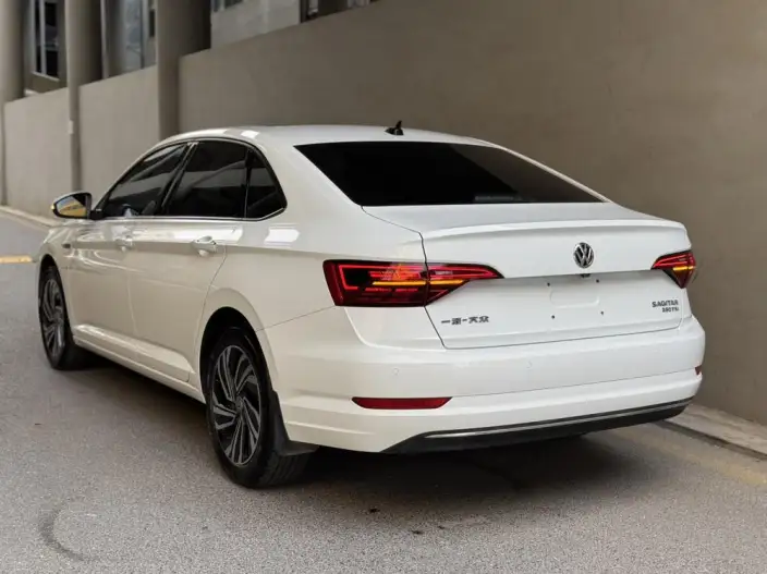 Volkswagen Sagitar 2022 Model 280TSI DSG Beyond Edition – фото 4