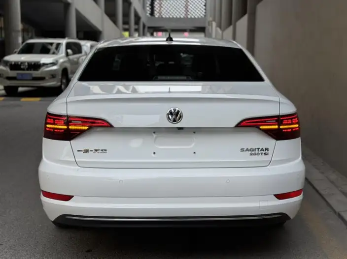 Volkswagen Sagitar 2022 Model 280TSI DSG Beyond Edition – фото 5