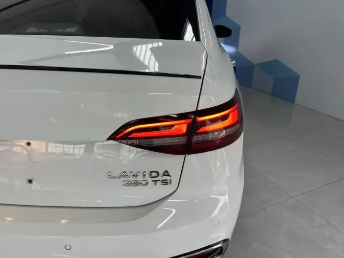 Volkswagen Lavida 2023 Model 280TSI DSG Starry Sky Manyi Edition – фото 5