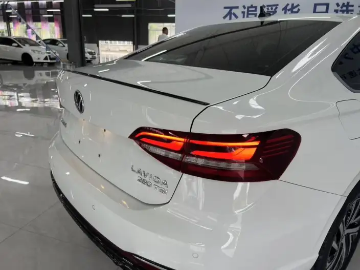 Volkswagen Lavida 2023 Model 280TSI DSG Starry Sky Manyi Edition – фото 6