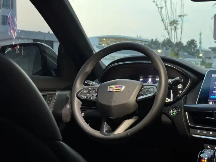 Cadillac CT5 2022 Model 28T Luxury Model Standard Edition – фото 9
