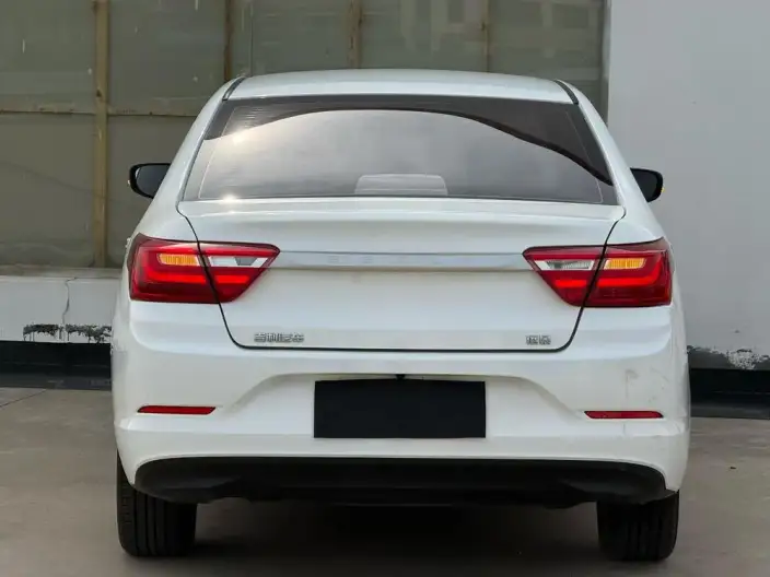 Geely Vision 2020 Model 1.5L Manual Comfort Model – фото 3