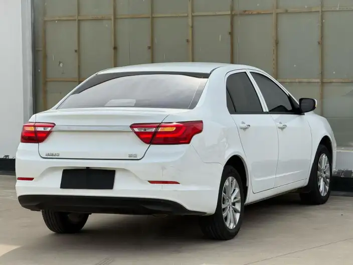 Geely Vision 2020 Model 1.5L Manual Comfort Model – фото 4