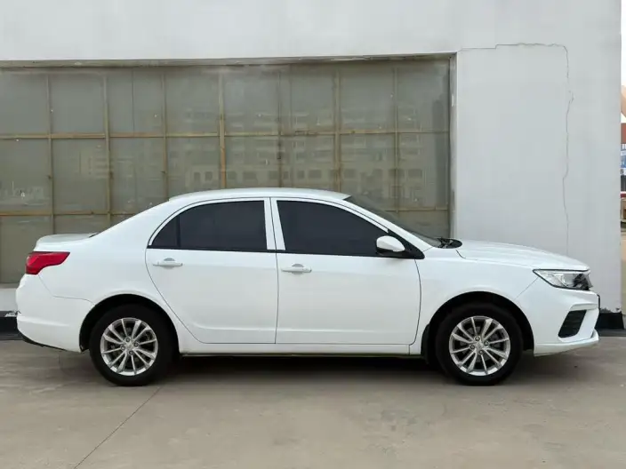 Geely Vision 2020 Model 1.5L Manual Comfort Model – фото 5